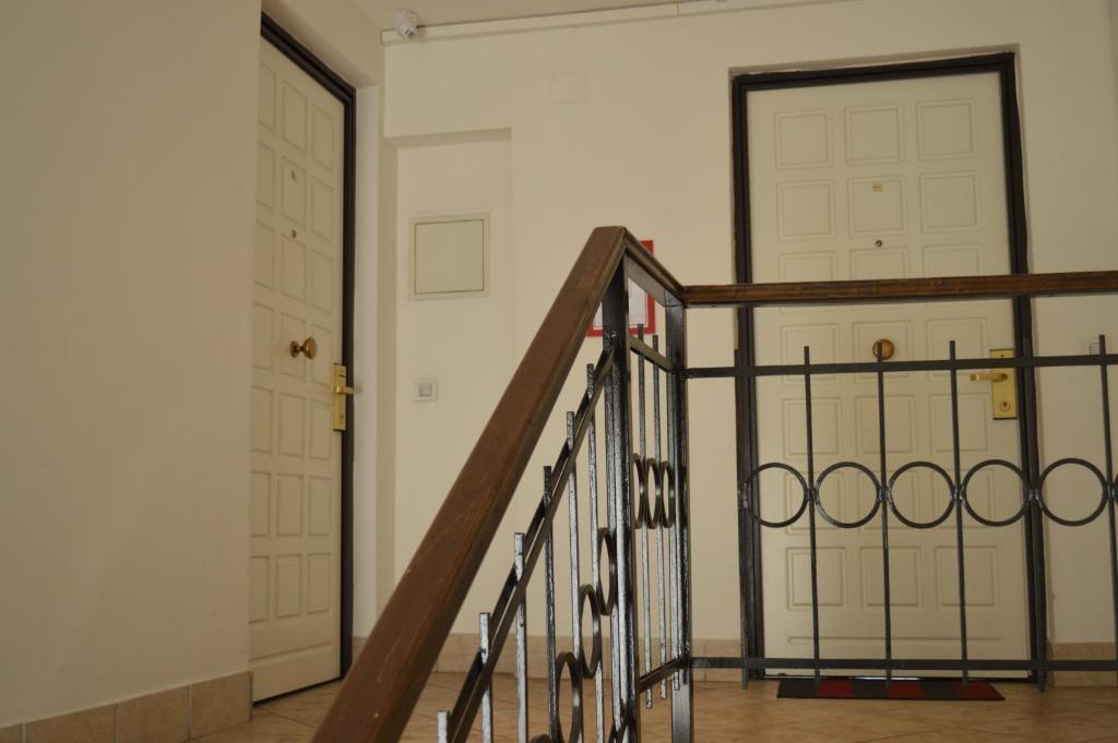 V Tunich Hostal